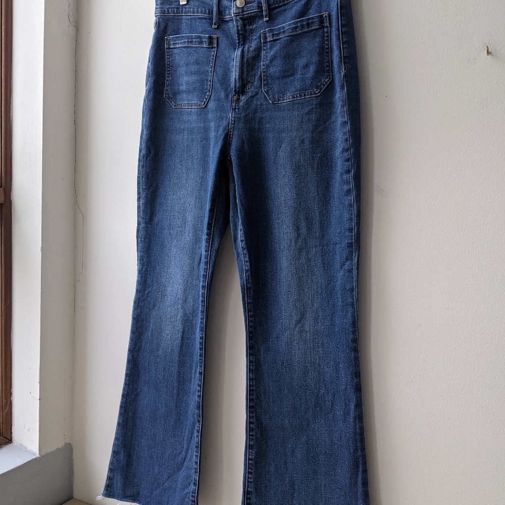 Gap Patch Pocket High Rise Flare RAW HEM Medium Indigo Women's 32/14 Tall